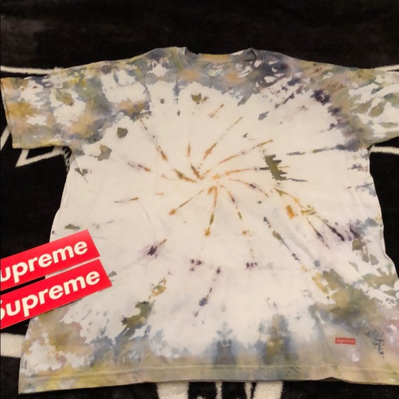 Hanes Other - 🚨1/1 Custom Supreme dyed shirt🚨